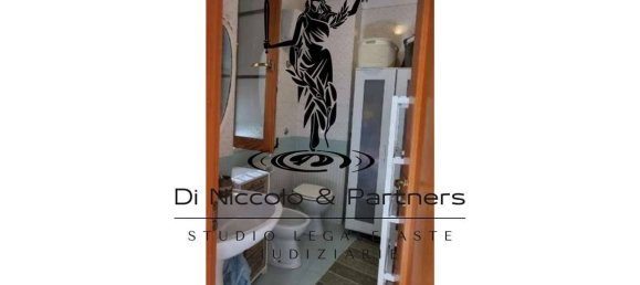 5 rooms Apartment in Trani, Italy No. 271005 7