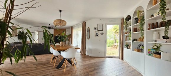 5 bedrooms House in La Couronne, France No. 296912 5