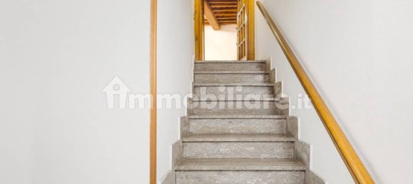 2-salle Bureau à Siena, Italy No. 209115 6