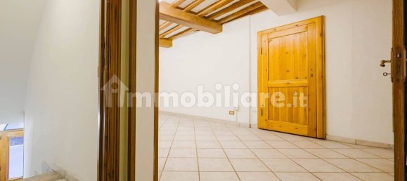 2-salle Bureau à Siena, Italy No. 209115 9