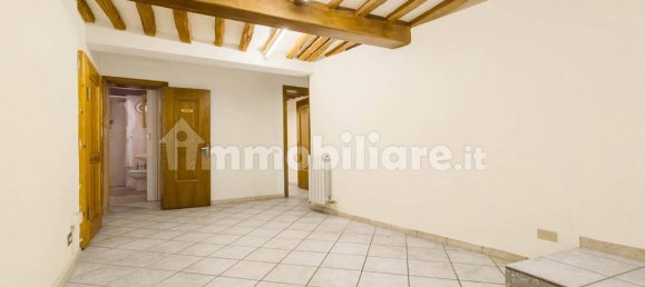 2-salle Bureau à Siena, Italy No. 209115 12