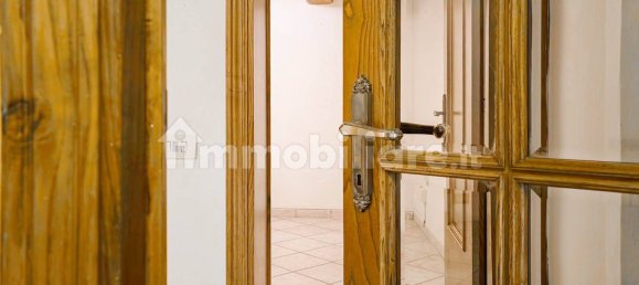 2-salle Bureau à Siena, Italy No. 209115 8