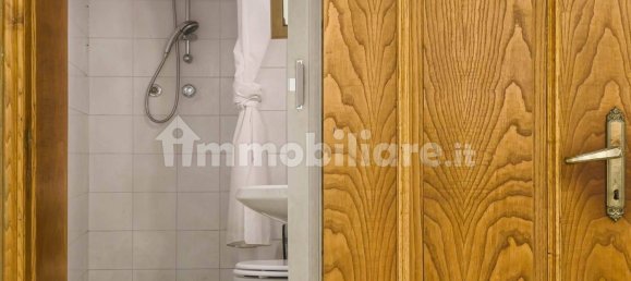 2-salle Bureau à Siena, Italy No. 209115 30