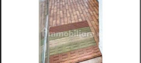 2 bedrooms Apartment in Turin, Italy No. 290043 3