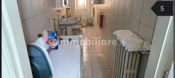 2 bedrooms Apartment in Turin, Italy No. 290043 5