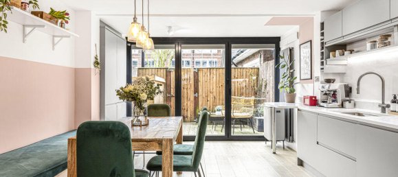 2 bedrooms Apartment in London, United Kingdom No. 8705 2