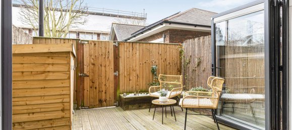 2 bedrooms Apartment in London, United Kingdom No. 8705 5