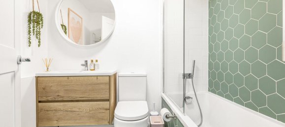 2 bedrooms Apartment in London, United Kingdom No. 8705 35