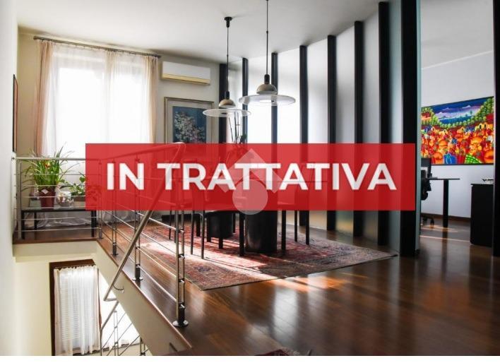 5 rooms Apartment in Alzano Lombardo, Italy No. 154345