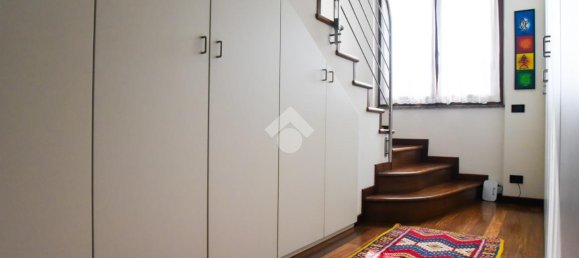 5 rooms Apartment in Alzano Lombardo, Italy No. 154345 8