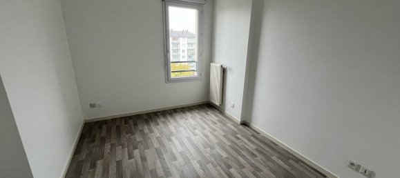 4 chambres Appartement à Orléans, France No. 71957 12