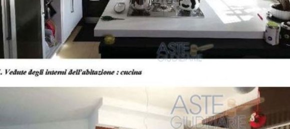 7 bedrooms Apartment in Tito, Italy No. 339637 10