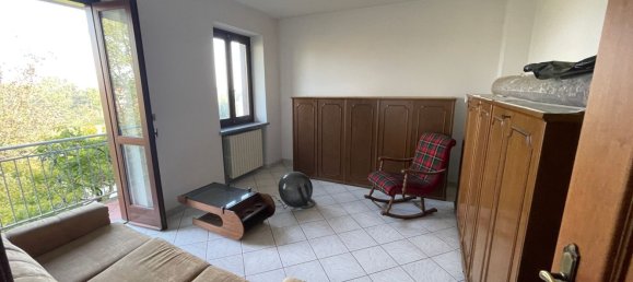8 rooms House in Valfenera, Italy No. 126062 17