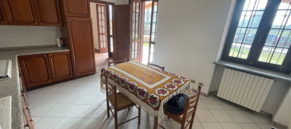 8 rooms House in Valfenera, Italy No. 126062 9