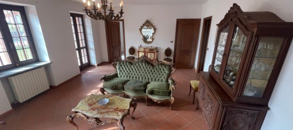 8 rooms House in Valfenera, Italy No. 126062 3
