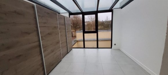 2 bedrooms House in Seine-et-Marne, France No. 167639 7