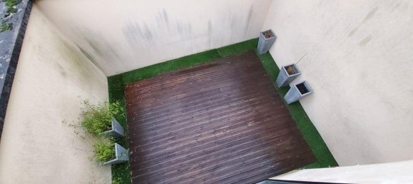 2 bedrooms House in Seine-et-Marne, France No. 167639 2