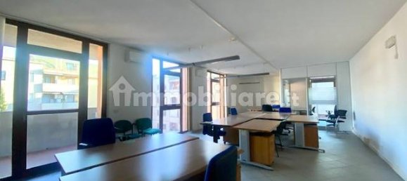 3 rooms Office in Florence, Italy No. 152972 2