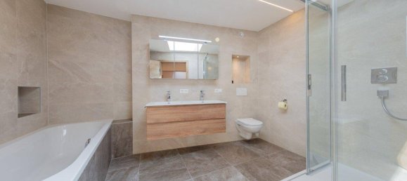 Duplex de 4 divisões em Hall in Tirol, Austria N.º 232772 2