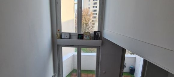 3 Schlafzimmer Doppelhaus in Bobigny, France, Nr. 176160 11