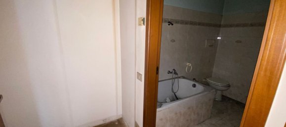 2 rooms Apartment in Bernareggio, Italy No. 4127 7