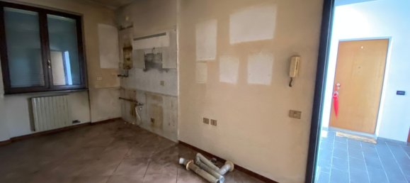 2 rooms Apartment in Bernareggio, Italy No. 4127 6