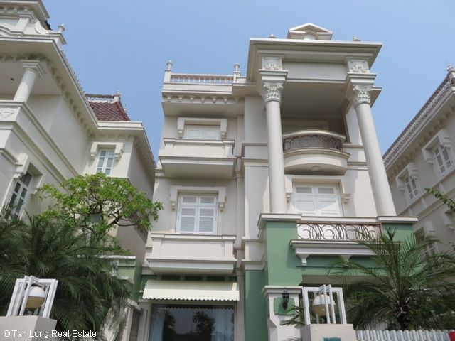 5 bedrooms Villa in Tay Ho, Vietnam No. 4994