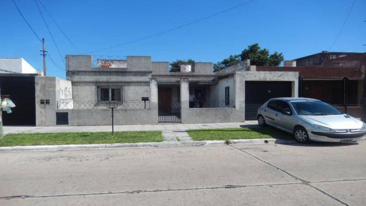 2 Schlafzimmer Haus in Quilmes, Argentina, Nr. 59583