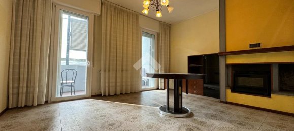 Вилла с 3 спальнями в Галлиате, Италия № 176264 6