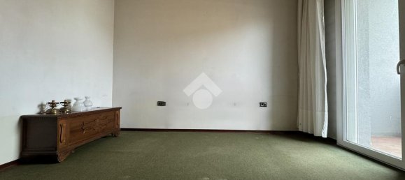 Вилла с 3 спальнями в Галлиате, Италия № 176264 19