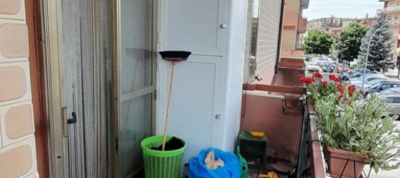 4 rooms Apartment in Isernia, Italy No. 29100 10