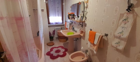 4 rooms Apartment in Isernia, Italy No. 29100 2