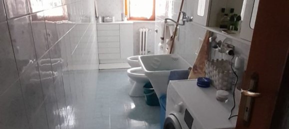 4 rooms Apartment in Isernia, Italy No. 29100 25