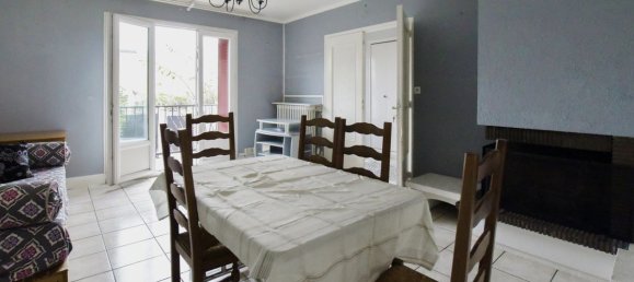 Casa de 2 dormitorios en Colombes, France No. 148766 3