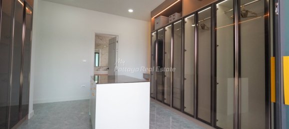 5 bedrooms Cafe / restaurant in Pattaya, Thailand No. 24616 26