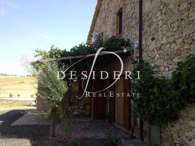 Propriété commerciale à Cinigiano, Italy 350m² No. 158890