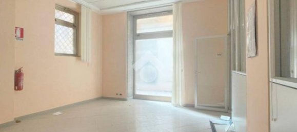 Bureau à Marsala, Italy 285m² No. 286475 4