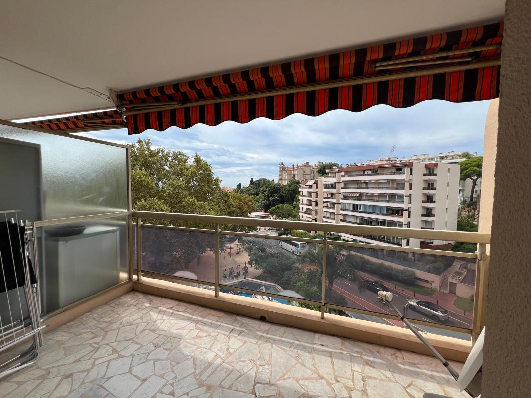 1 bedroom Apartment in Cannes, France No. 345737