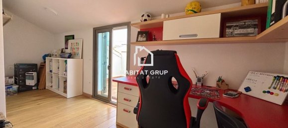 4 غرف نوم منزل ذو طابقين في Girona, Spain رقم 183957 13