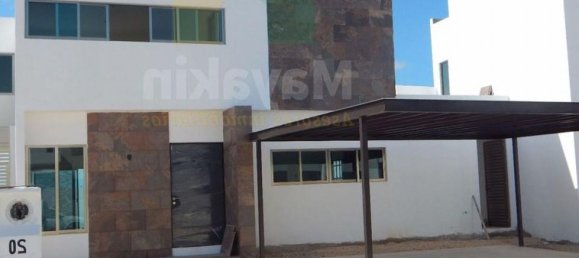 3 bedrooms House in Merida, Mexico No. 134064 2