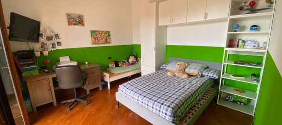 Villa de 4 divisões em Bulgarograsso, Italy N.º 290123 23