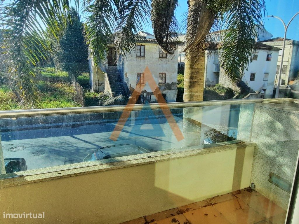 Casa de 3 dormitorios en Sao Joao da Madeira, Portugal No. 43748