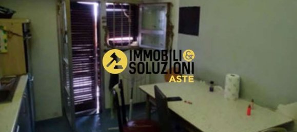 3 rooms Apartment in Busto Garolfo, Italy No. 95785 11