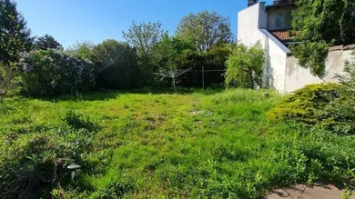  Land in Vienna, Austria No. 206211