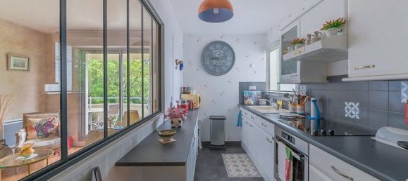 Apartamento de 1 dormitorio en Bordeaux, France No. 286036 4