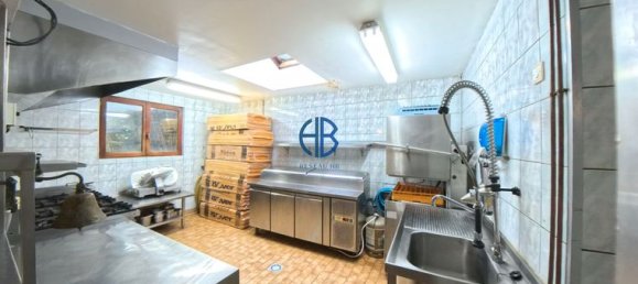 Gewerbliche Immobilie in Stains, France, Nr. 358527 10