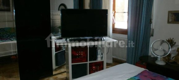 4 bedrooms Apartment in Florence, Italy No. 167000 7