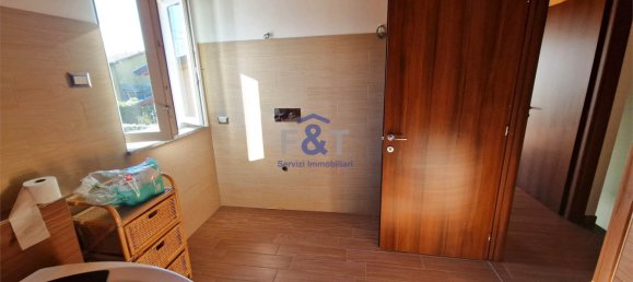 2 bedrooms Villa in Leggiuno, Italy No. 1623 30