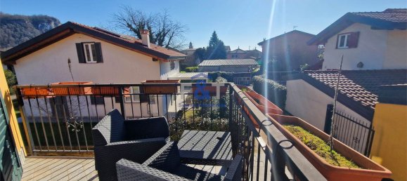 2 bedrooms Villa in Leggiuno, Italy No. 1623 28