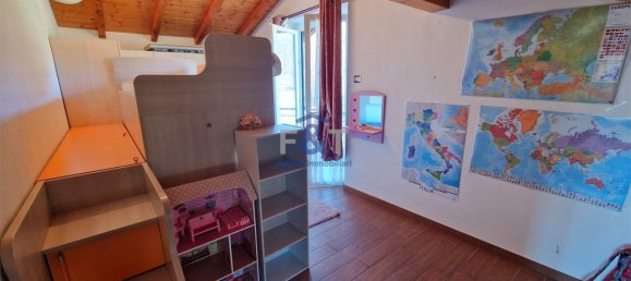 2 bedrooms Villa in Leggiuno, Italy No. 1623 35